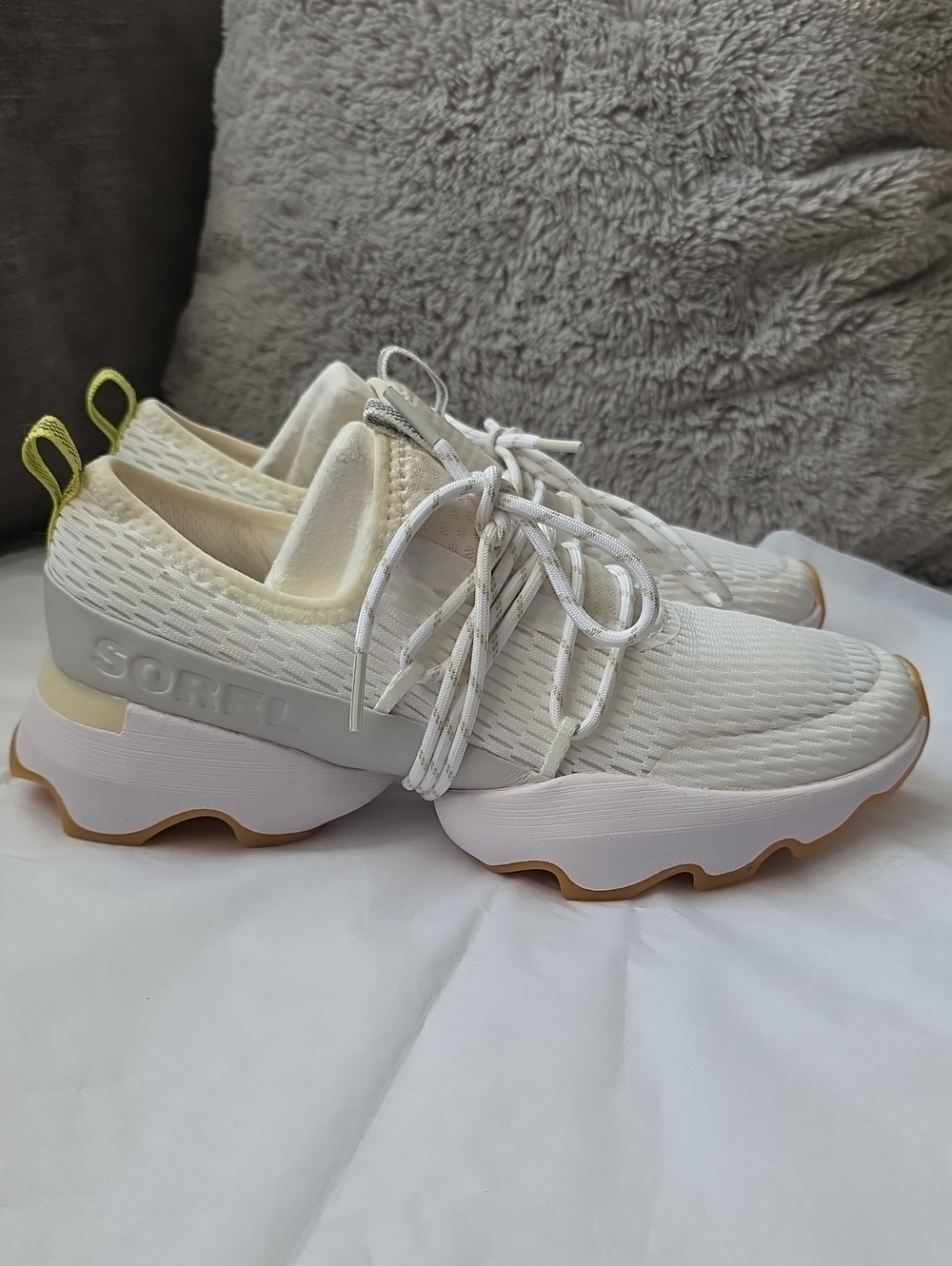 Sorel Women's Cream White Knit Lace-Up Slip-On Sneakers with Gum Outsole